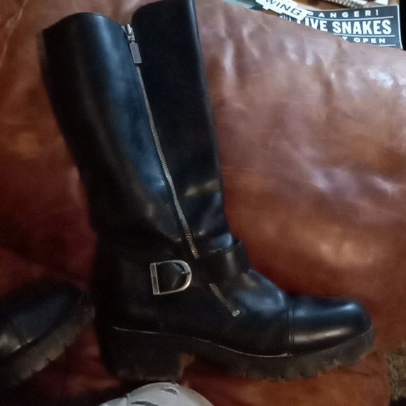 Harley-Davidson Shoes - Harley Davidson women's sz9 boots